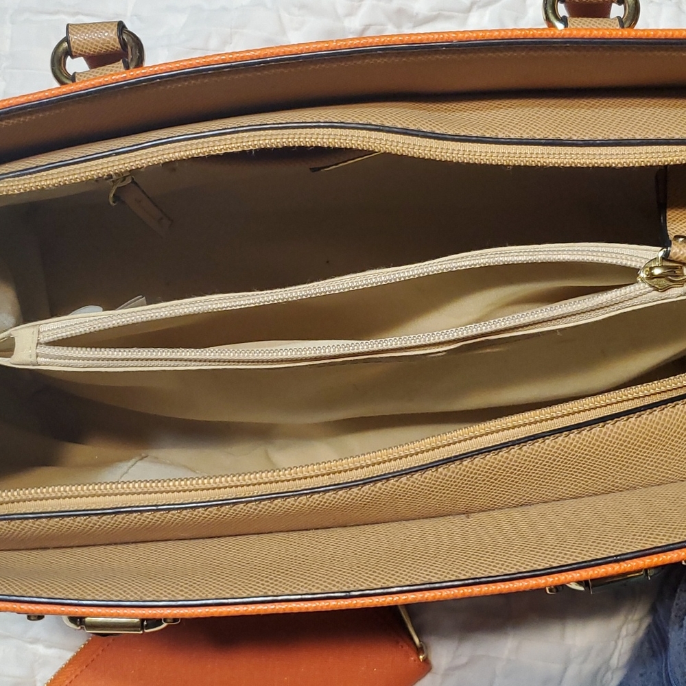 Aldo Purse &Wallet - Picture 16 of 16